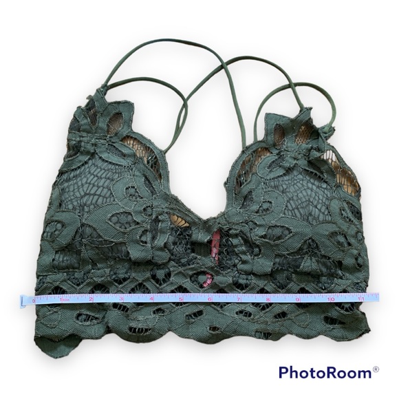 ✨ Lace Bralette Bundle of 3 - Green, Gray, and Light Pink - Picture 5 of 12